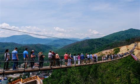 North America's longest pedestrian-only sky bridge opens in Gatlinburg ...