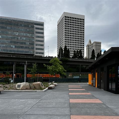 New Tacoma Waterfront Park Begs for I-705 Freeway Removal » The Urbanist