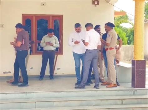 Banaskantha Lakhani Jasra PI AV Patel Parents Murder Arrest | લાખણીના ...