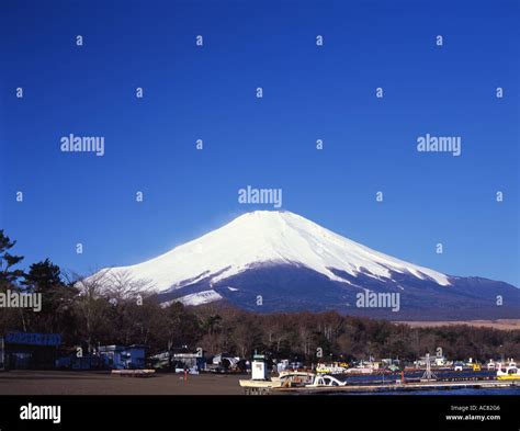 Mount Fuji as seen from Lake Yamanaka, one of the Fuji Five Lakes Stock ...
