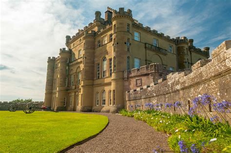Castle Accommodations In Scotland