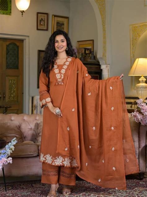 Elegant Reyon Slub Cotton Embroidered Suit Set – Kurtis by Shivay