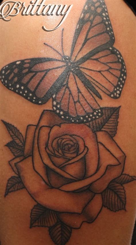 Med Tech. Пост со стены. | Rose and butterfly tattoo, Butterfly tattoo ...
