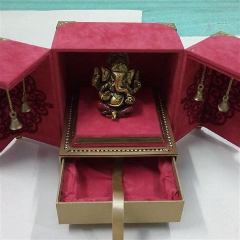 10 Latest Wedding Card Designs for Creative & Memorable Invites