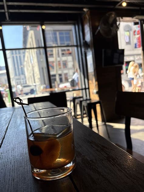 Big Machine Distillery 的图像结果