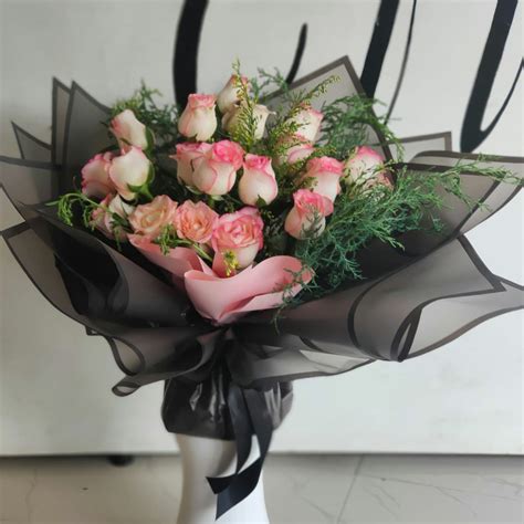 Black Fragrance | Elegant Floral Design | Creative Florist