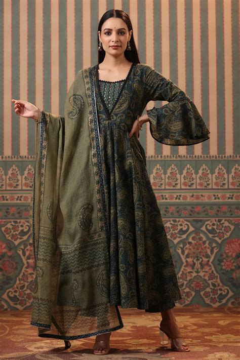 Women Teal Paisley Printed Pure Cotton Anarkali Kurta With Trousers ...
