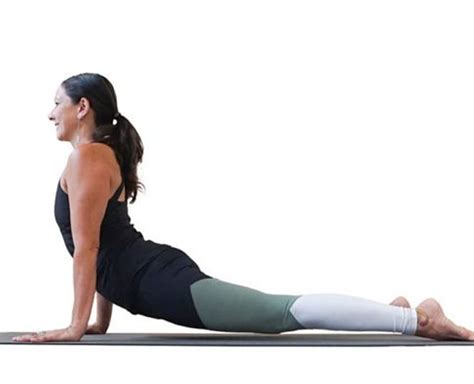 Yoga Asanas For Lung Cancer By Yoga Expert | Herzindagi