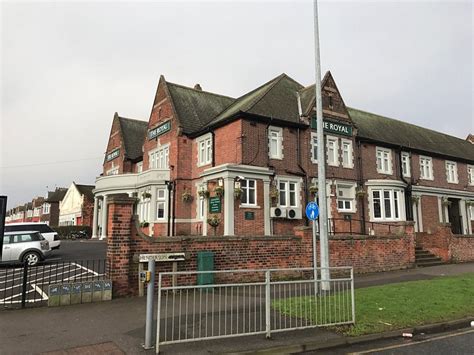 ROYAL HOTEL (Scunthorpe) - Hotel Reviews, Photos, Rate Comparison ...
