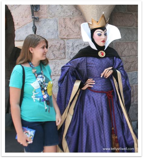 Snow White Queen Disneyland