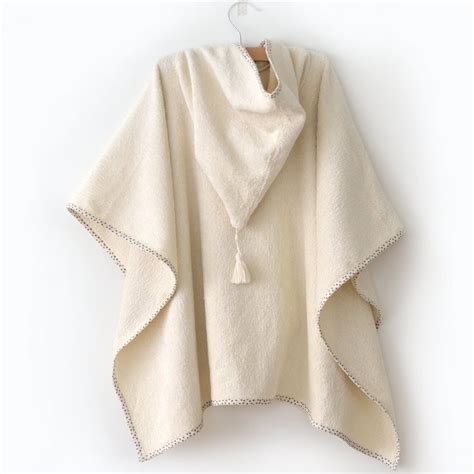 Patron de Poncho | bébé | enfant | couture | peignoir - A&A Patrons