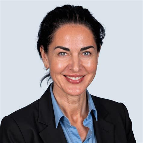 Weak Urine Stream in Men & Women | Causes and Treatments