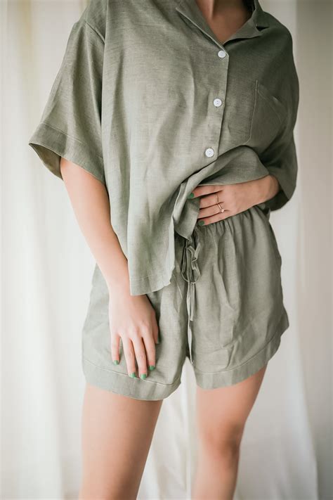 Olive Linen Matching Set – Spikes and Seams