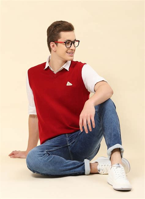 Buy Men Red Solid Blend wool Sweater Online in India - Monte Carlo