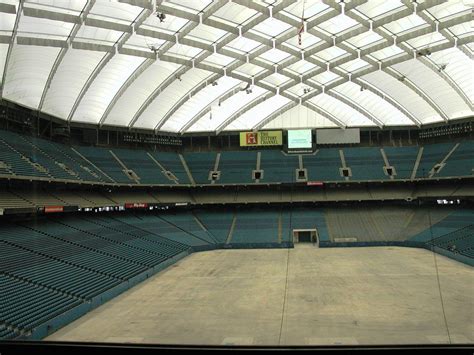 Estadio Pontiac Silverdome de Detroit - JetLag
