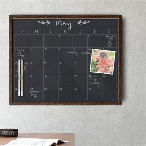 Snapklik.com : U Brands Magnetic Chalk Calendar Board