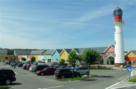 10 Places For Shopping In Poland For You To Go Crazy In 2025