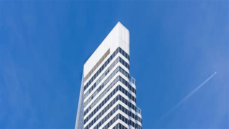 Download wallpaper 2560x1440 building, architecture, sky, white, blue ...