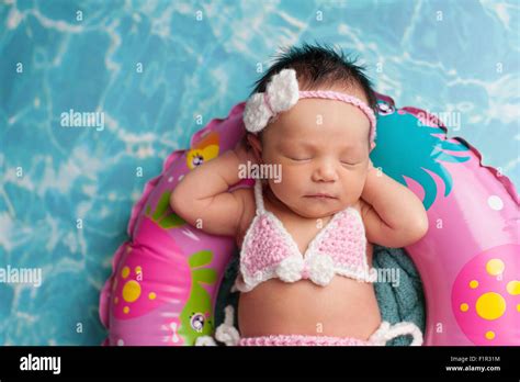 Float Baby Alive 的图像结果