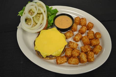 Gallery — — Inn Cahoots Bar and Grill