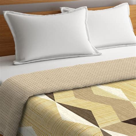 Buy Cadence Printed King-Size Quilted Double Comforter - 224 x 274 Cms ...