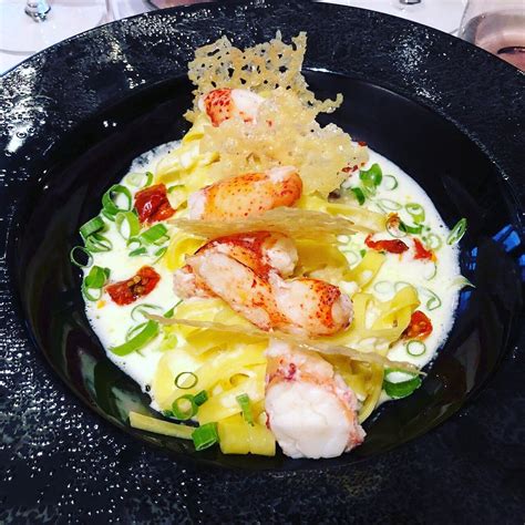 AU PETIT CHATEAU, Mouscron - Boulevard des Allies 243 - Menu, Prices ...