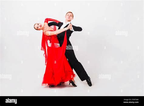 Ballroom Daning Connection Machine 的图像结果