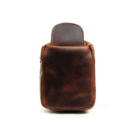 Rustic Brown Leather Toiletry Bag – Durable & Stylish Travel Accessory ...