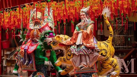 Indian Travelers Guide to Singapore's Hungry Ghost Festival