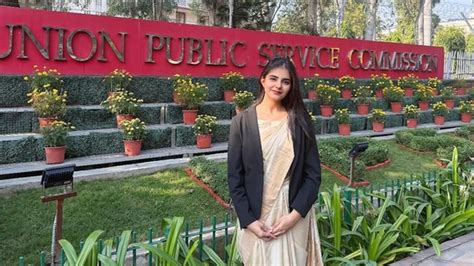 ‘Cleared UPSC while serving this face card’: Instagram video goes viral ...