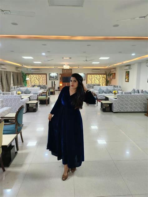 Navy Blue Fit and Flare Long Velvet Dress – The Svaya