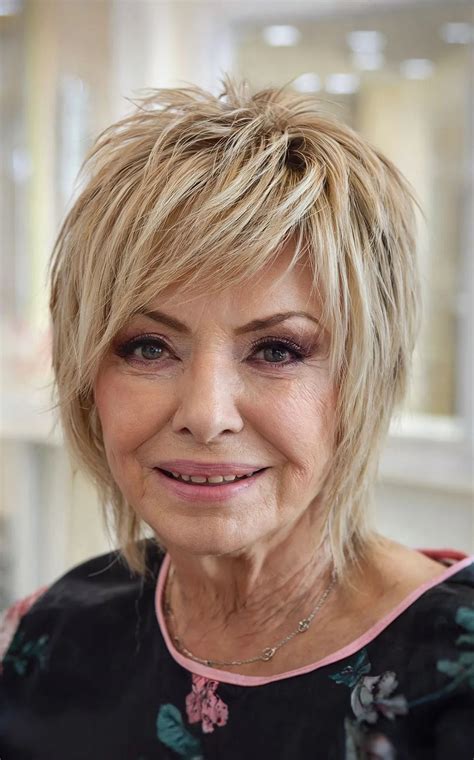 50 Trendy Shag Haircuts Women Over 70 Can Pull Off | Hair cuts, Short ...