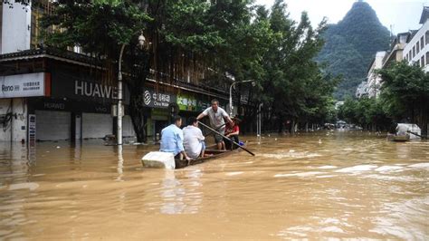 柳州融水遭遇强降雨袭击，县城引发严重内涝|南国早报网-广西主流都市新闻门户