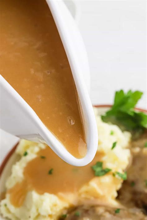 Easy Brown Gravy Recipe with Beef Broth