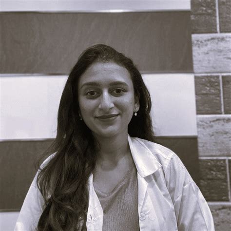 Amruta Indurkar - Psychiatrist in Mumbai- Specialized in Anxiety, Panic ...