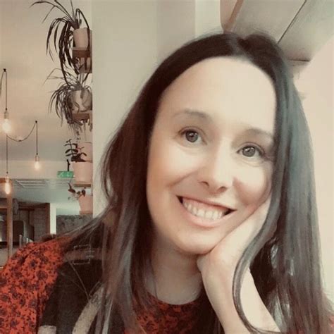 Amazon.in: Sarah Barbour: books, biography, latest update