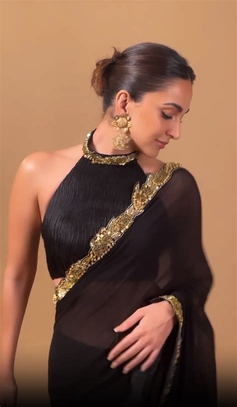 Kiara Advani's glossy lips and sculpted cheeks should be on your ...