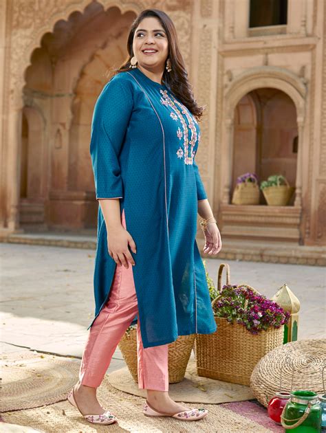 Ethnic Kurtas – Women Plus