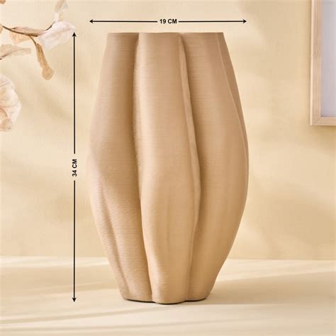 Buy Monalisa Gifts 3D Polyresin Vase from Home Centre at just INR 2999.0