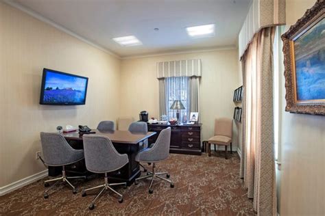 PORTER LORING MORTUARY NORTH - Updated January 2026 - 14 Photos & 17 ...