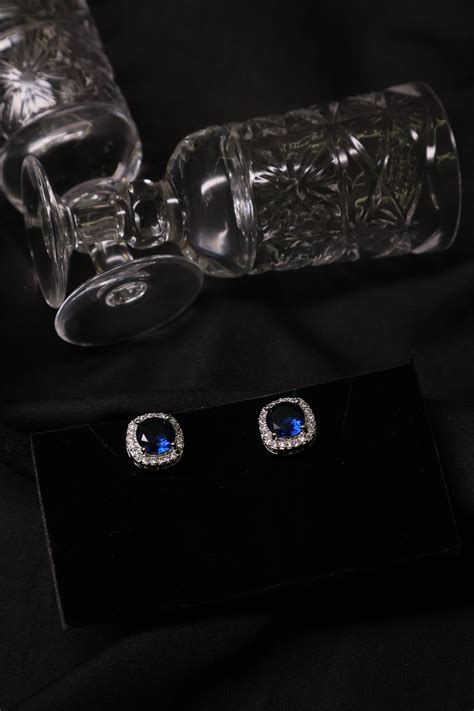 Blue Sapphire Studs – The Jovi's