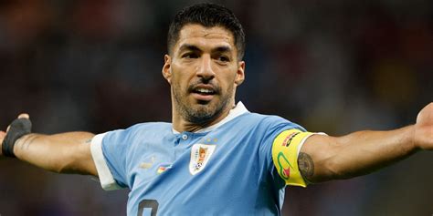 Lionel Messi’s Message to Luis Suarez After Uruguay Legend’s Final Game