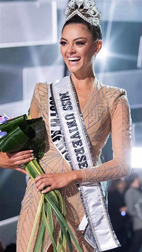 Miss Universe 2017 Demi- Leigh Nel- Peters From South Africa | Vestidos ...