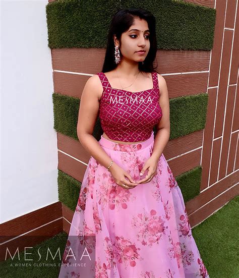 Pink burgundy floral lehenga – Mesmaa