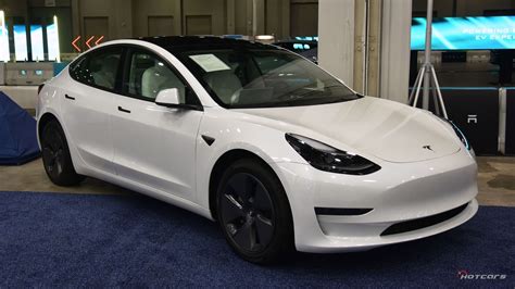 Hertz's Desperate Tesla Fire Sale Means Dirt-Cheap Teslas For Buyers