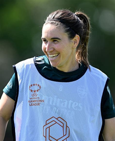 Gallery: Setting sights on the UWCL final | Gallery | News | Arsenal.com