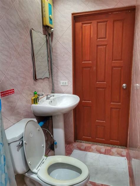 JOMTIEN SEASIDE HOUSE (Pattaya) - Specialty Inn Reviews, Photos, Rate ...