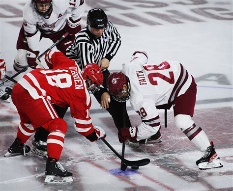 UMass Hockey vs BU 11/11/22 - masslive.com