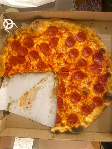 Joe's Pizza Broadway is Good | Chiefeater.com