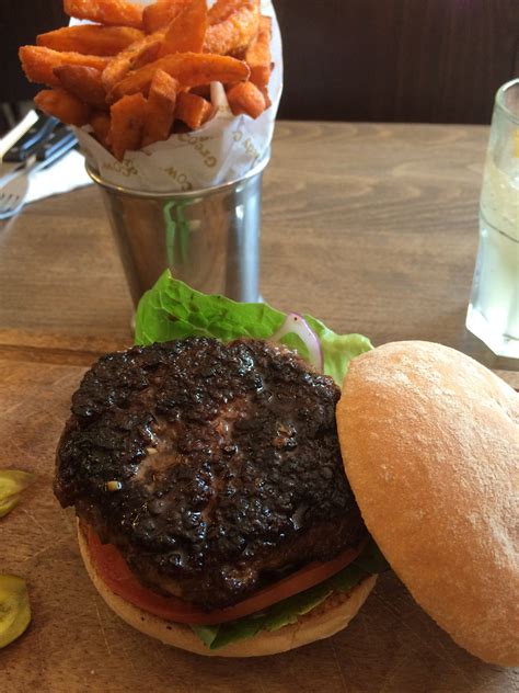 Greedy Cow - Luscious exotic burgers | the food connoisseur